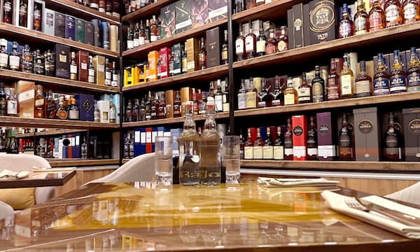 Бар ресторана Bar Rojo Алматы фото 2